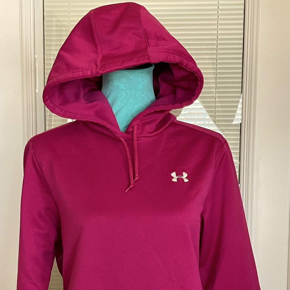 Under Armour Sweatshirt